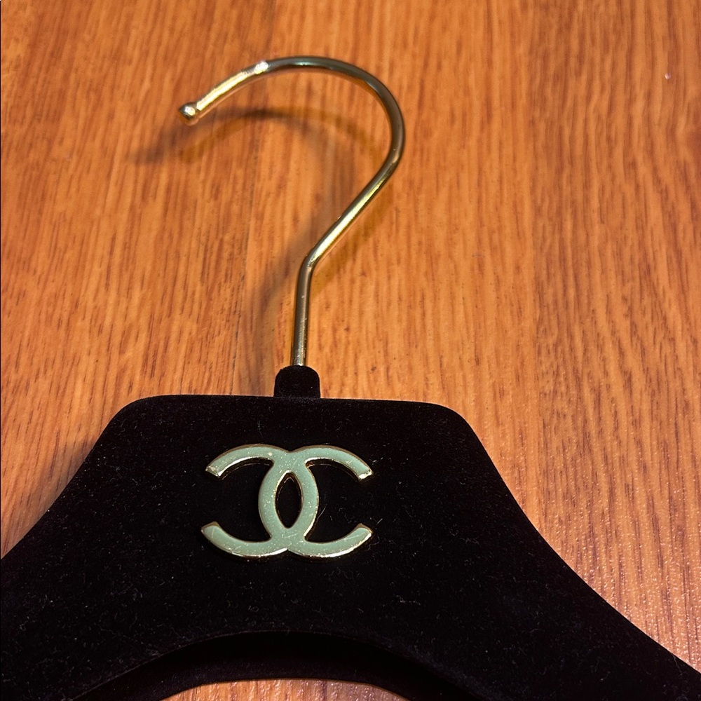 CHANEL Black Velvet Coat Hanger - Picture 2 of 3